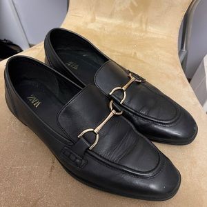 Zara Woman Black Leather Loafers Size 40